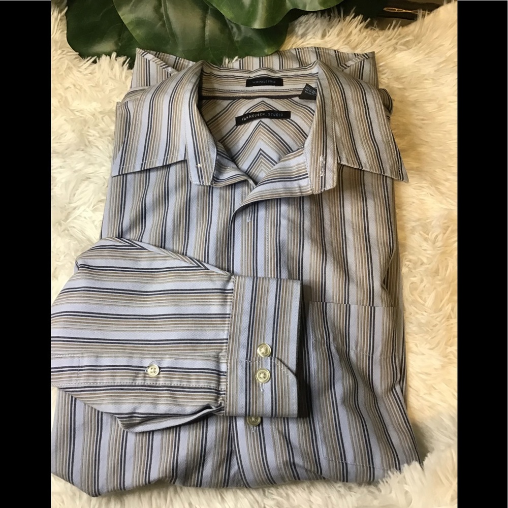 Van Heusen Studio Long Sleeve Stripe Button Down Men’s Shirt Size M